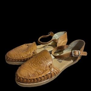 Mexican Huaraches Sandals Size 8 Leather Flower Embossed Tan Handmade Authentic